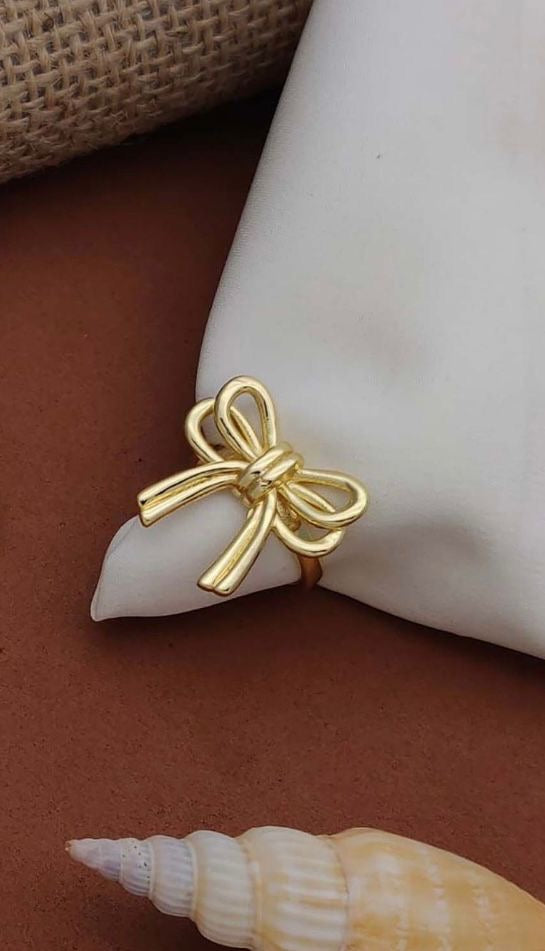 Thread Bow Ring